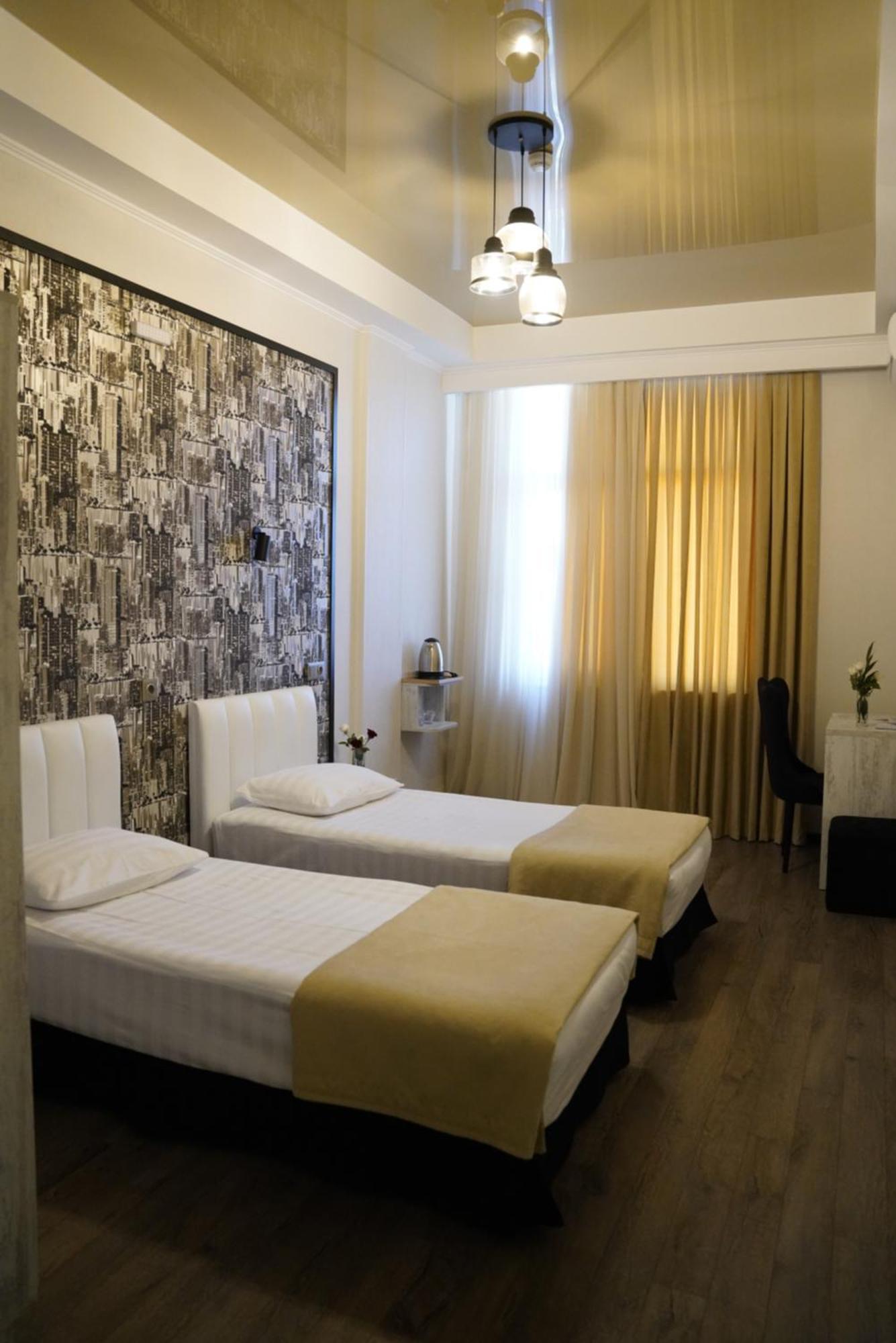 Hotel Panoramic 库塔伊西 外观 照片